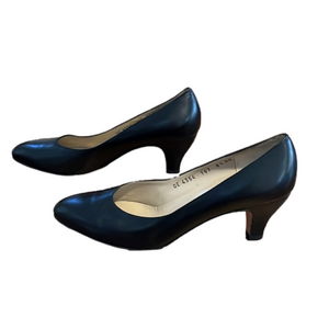 Salvatore Ferragamo black Italian leather heels